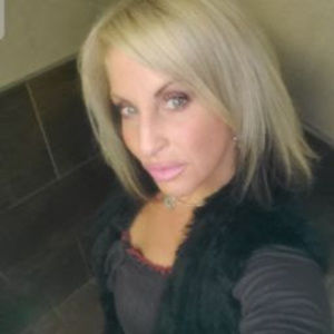 Meet your Posher, Renee